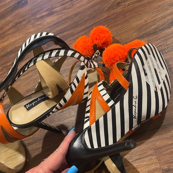 New heels. Beautiful! - Picture 2 of 5